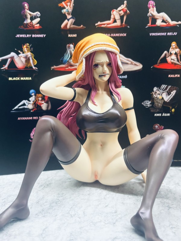 Dragon X POP Studio BB012 One Piece Jewelry Bonney Hot Sexy 1/6 Statue